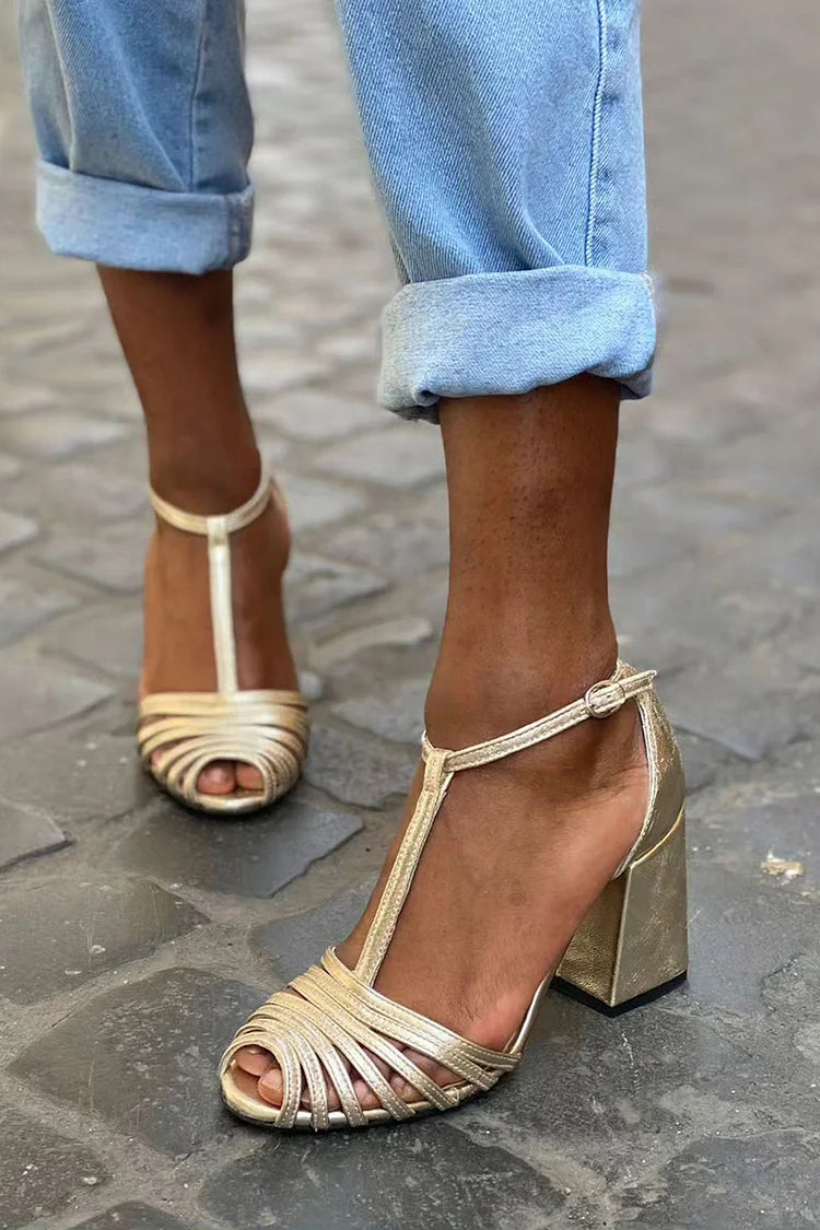 Elegante sandalen met T-bandje