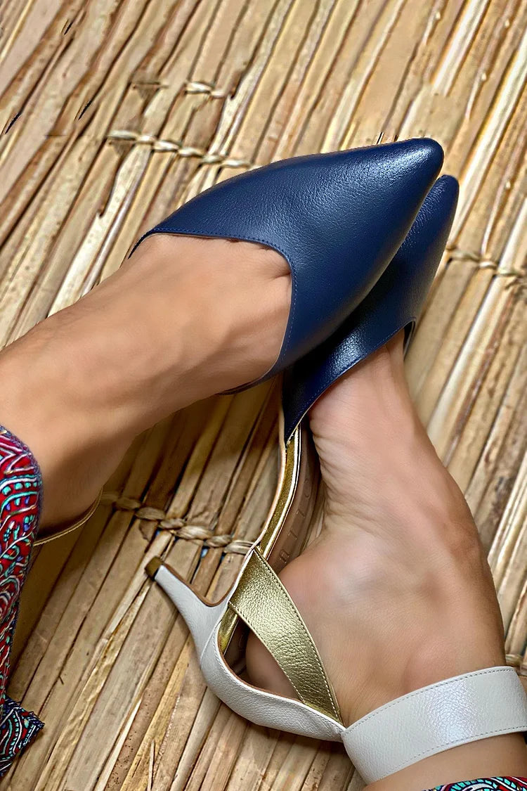 Tweekleurige slingback met elegante hak