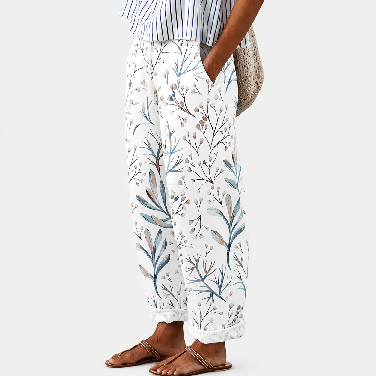 Comfortbroek met botanische print in blauw en beige