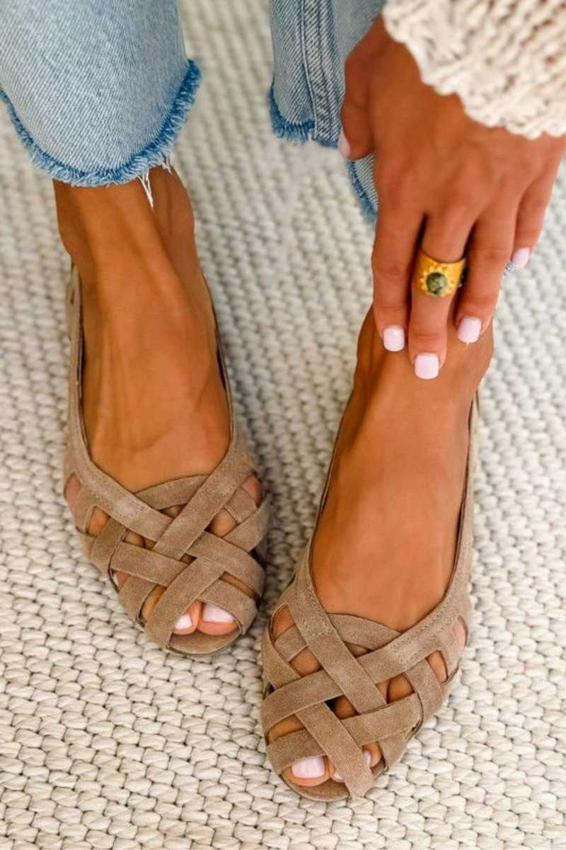 Caterina gevlochten sandalen in vrolijke kleuren