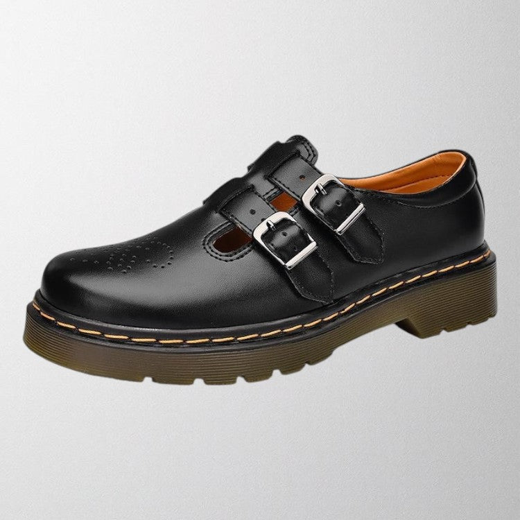 Hinke schoen met twee gespen