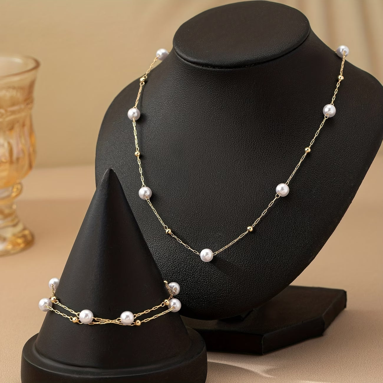 Sieradenset met fijne parelketting
