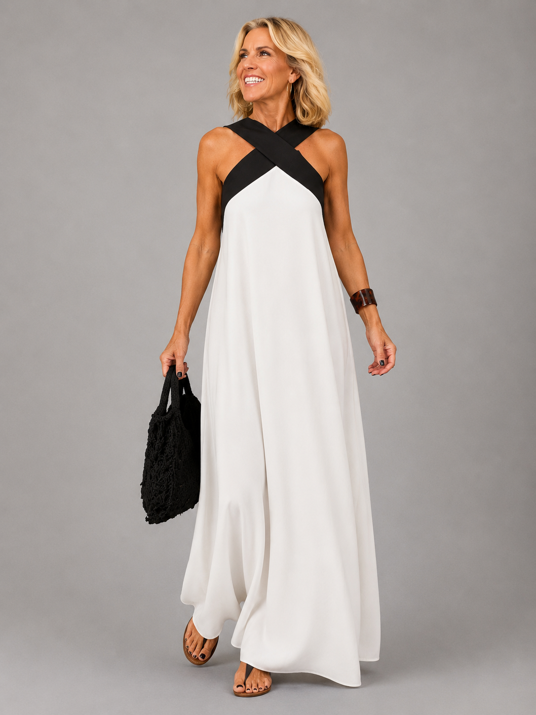 Velora™ | Cross Elegance Maxi Jurk