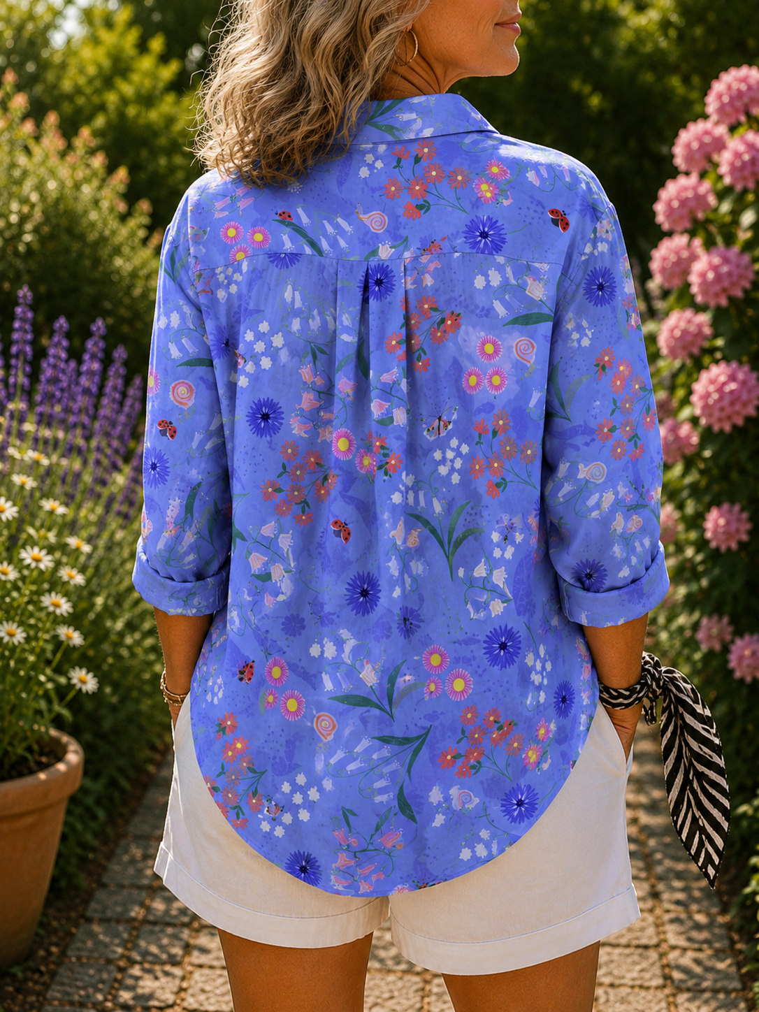 Felicia blouse met bloemenweide-print