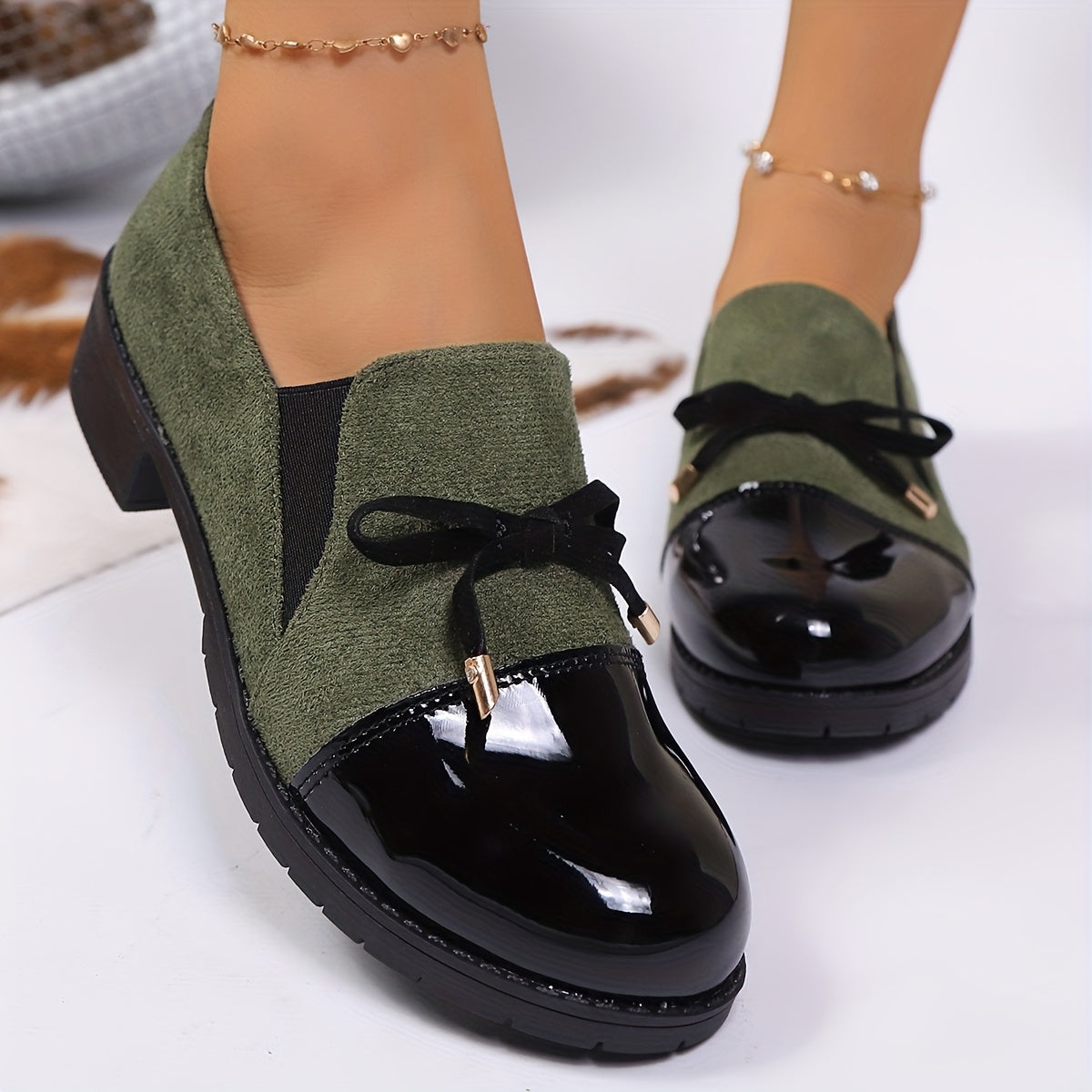Camille | Comfortabele mocassins met lakneus