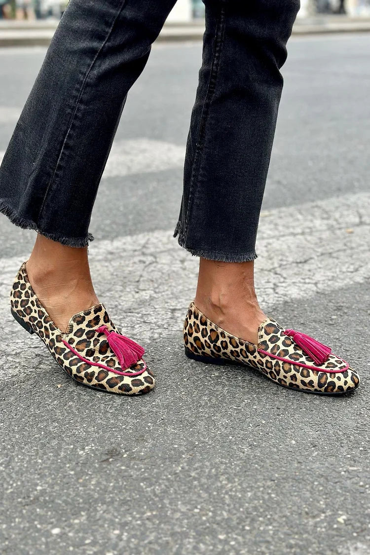 Carissa trendy loafers met luipaardprint