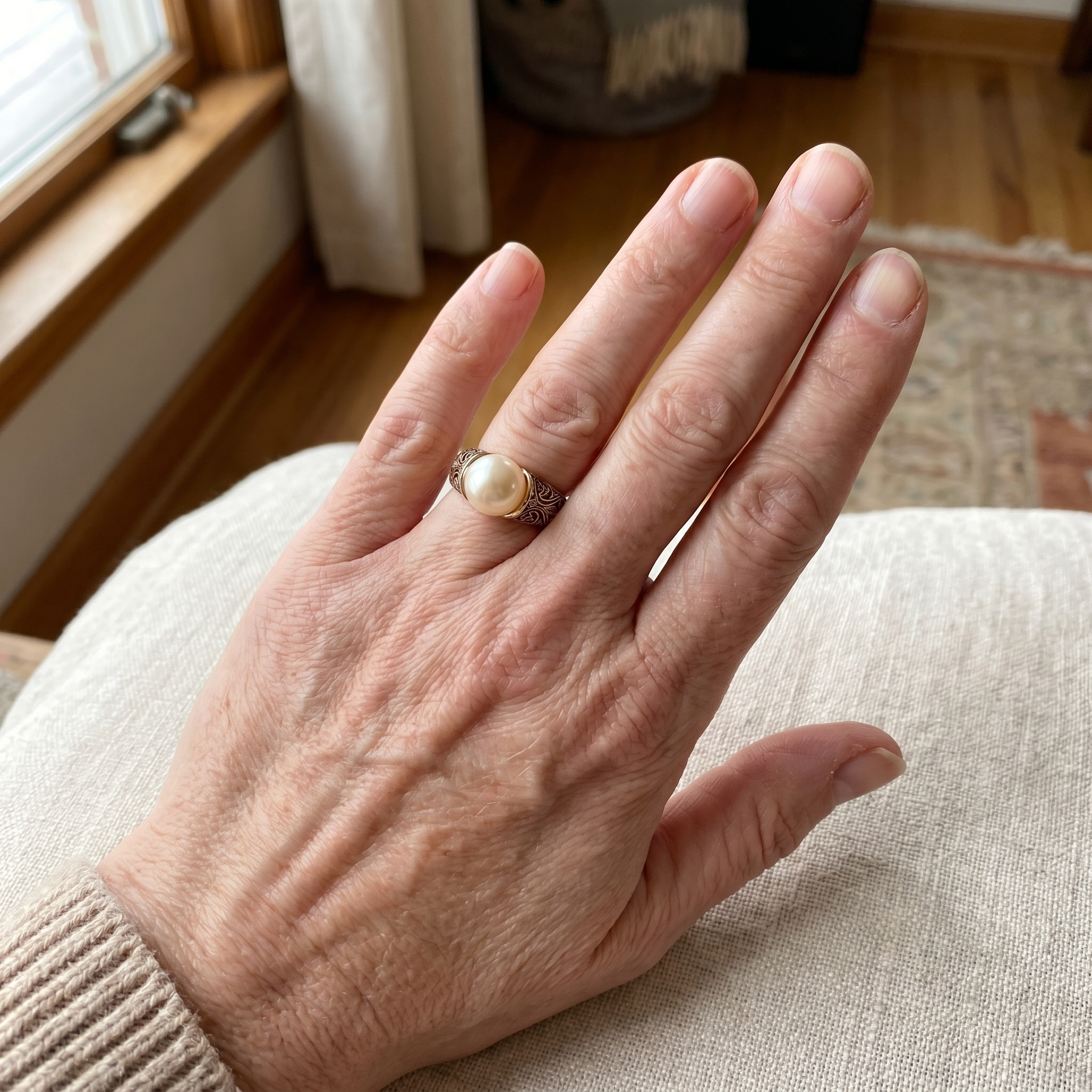 Vintage ring met gouden parel