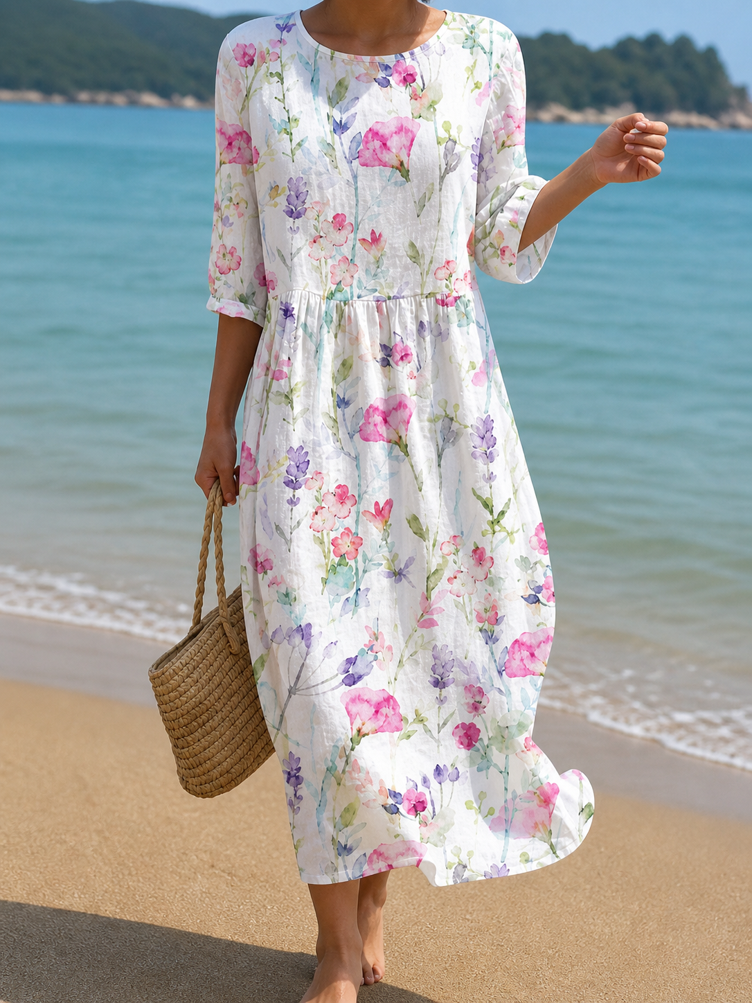 Ilse | Witte strandjurk met fijne bloemenprint