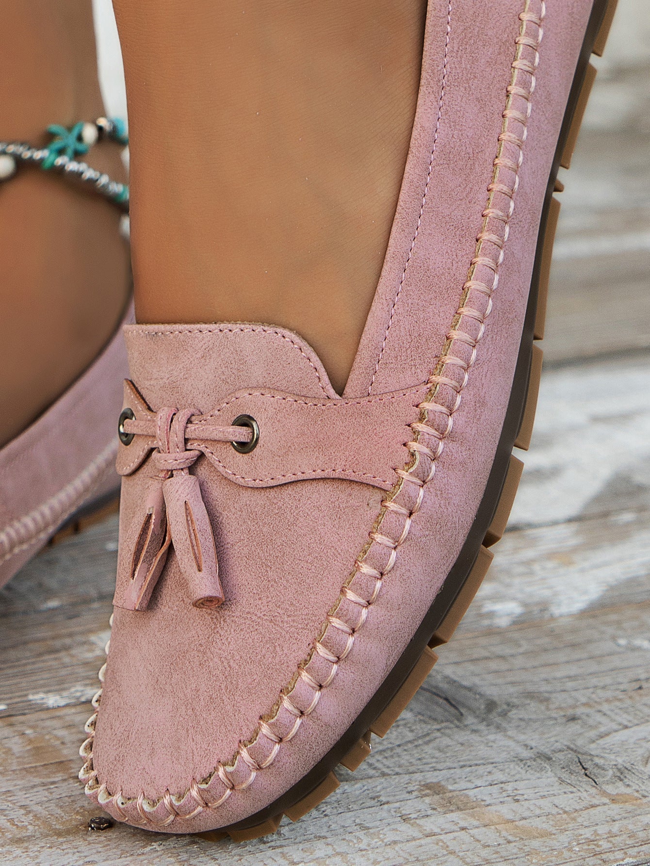 Ingrid vintage loafers detail