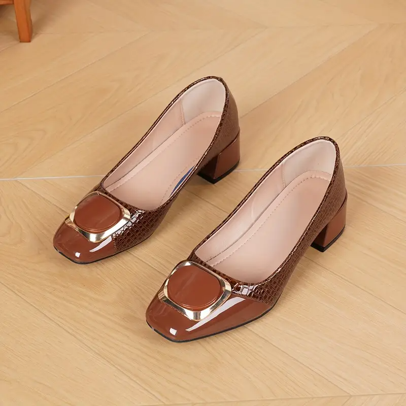 Vayla elegante loafers detail
