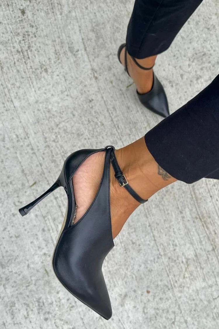 Spitse pumps met enkelbandje