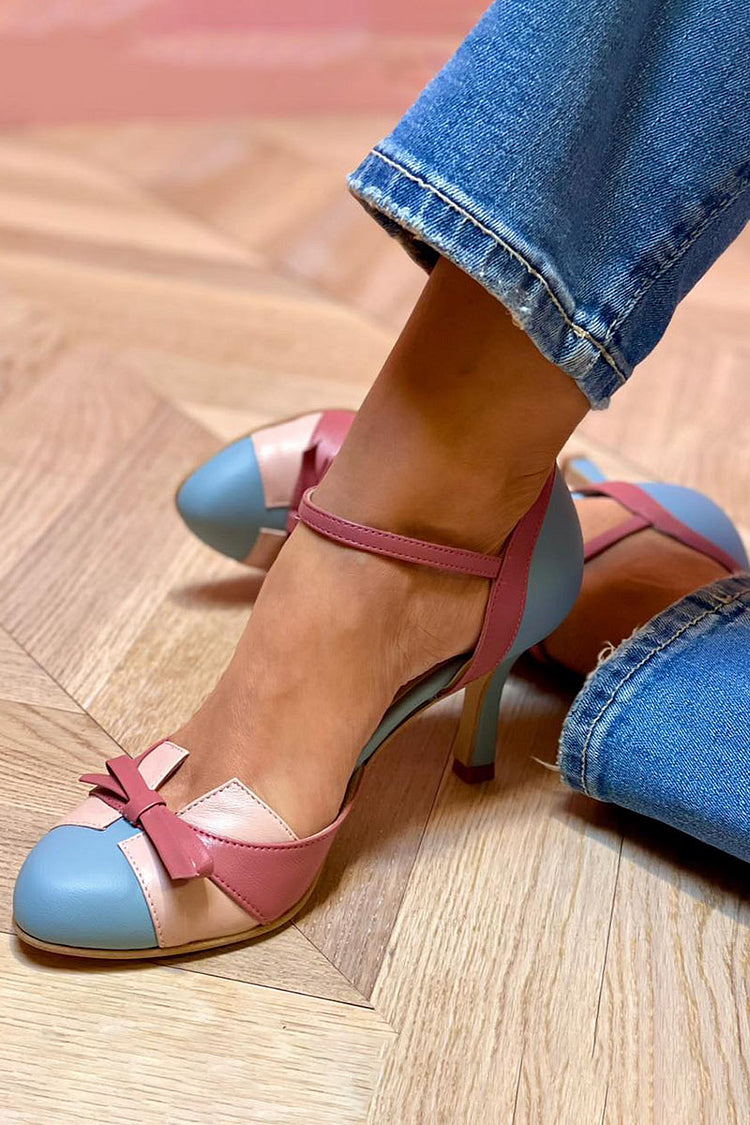 Pumps met enkelbandje en strikdetail