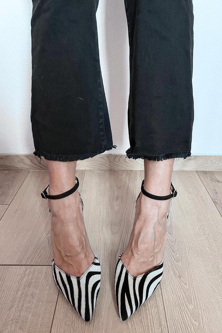 Pumps met zebraprint en enkelbandje