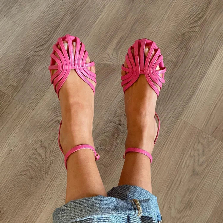 Vittoria gouden sandalen met sieraaddetail