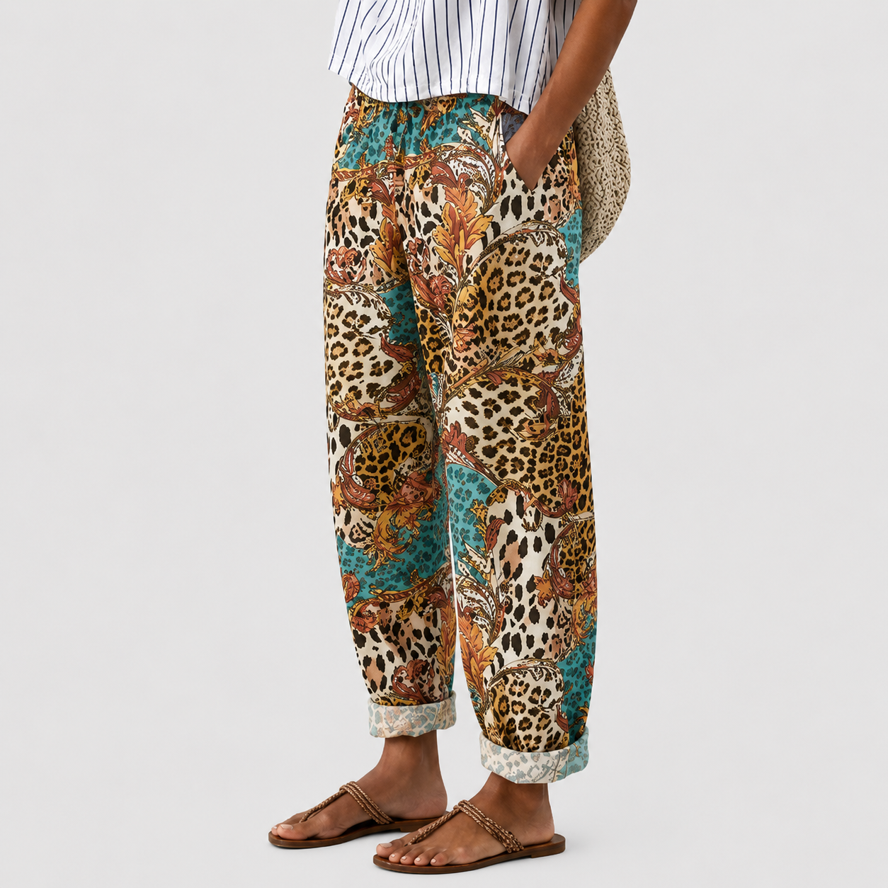 Comfortbroek met dierenprint en decoratieve details
