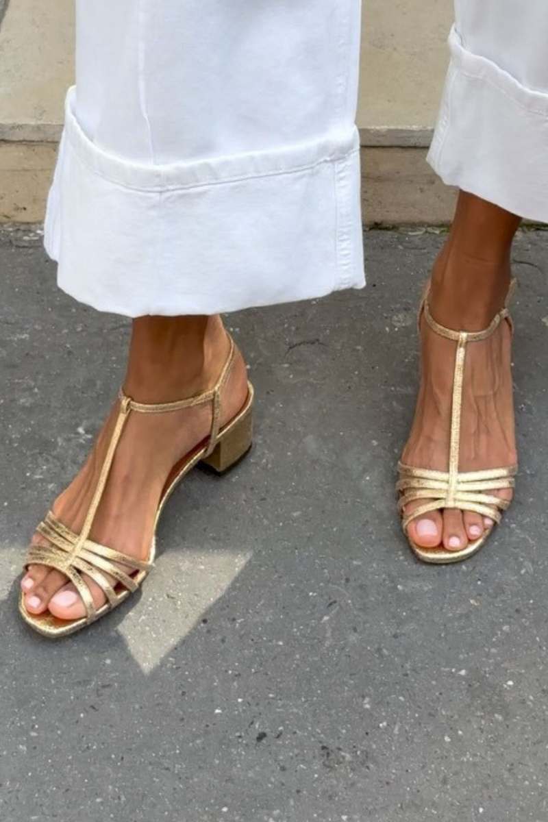 Allegra gouden zomersandalen