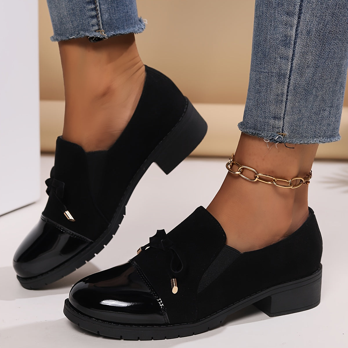 Camille | Comfortabele mocassins met lakneus