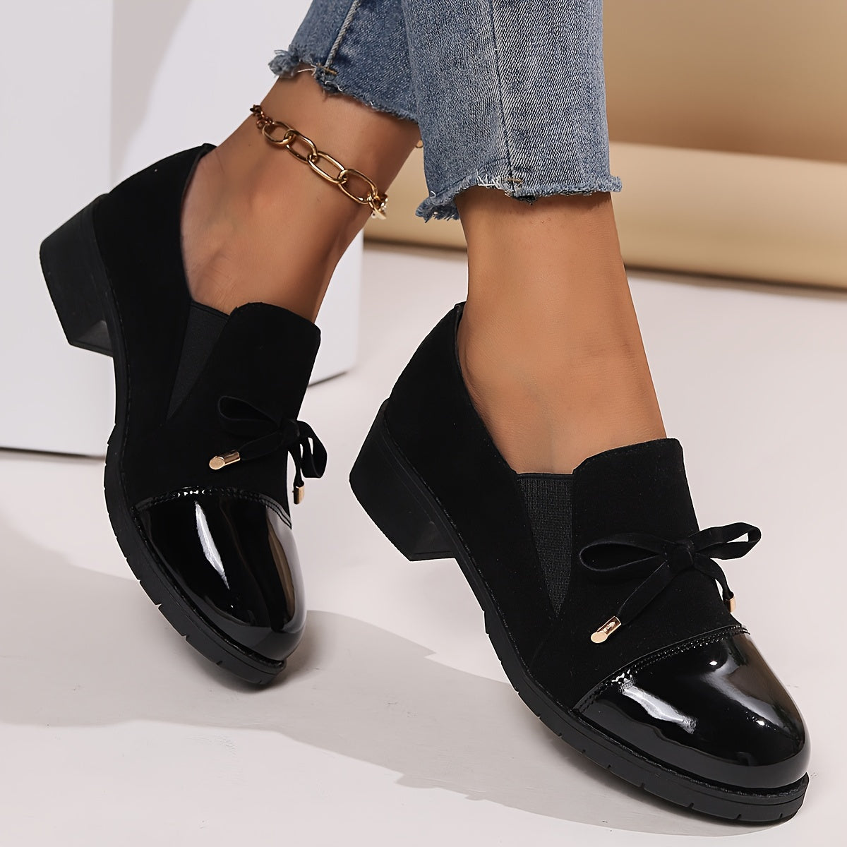 Camille | Comfortabele mocassins met lakneus