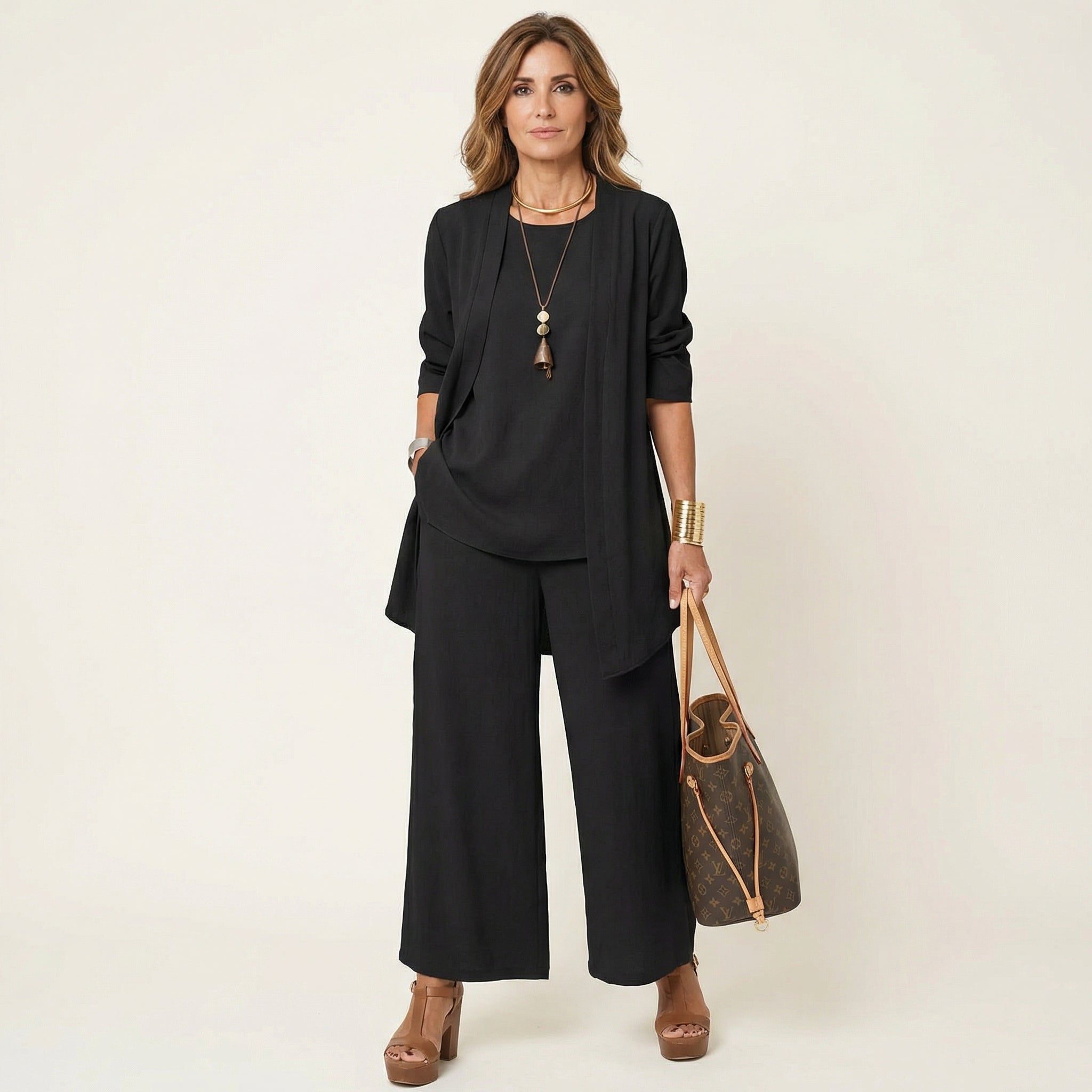 Marijne driedelige set met vest, top en wijde broek
