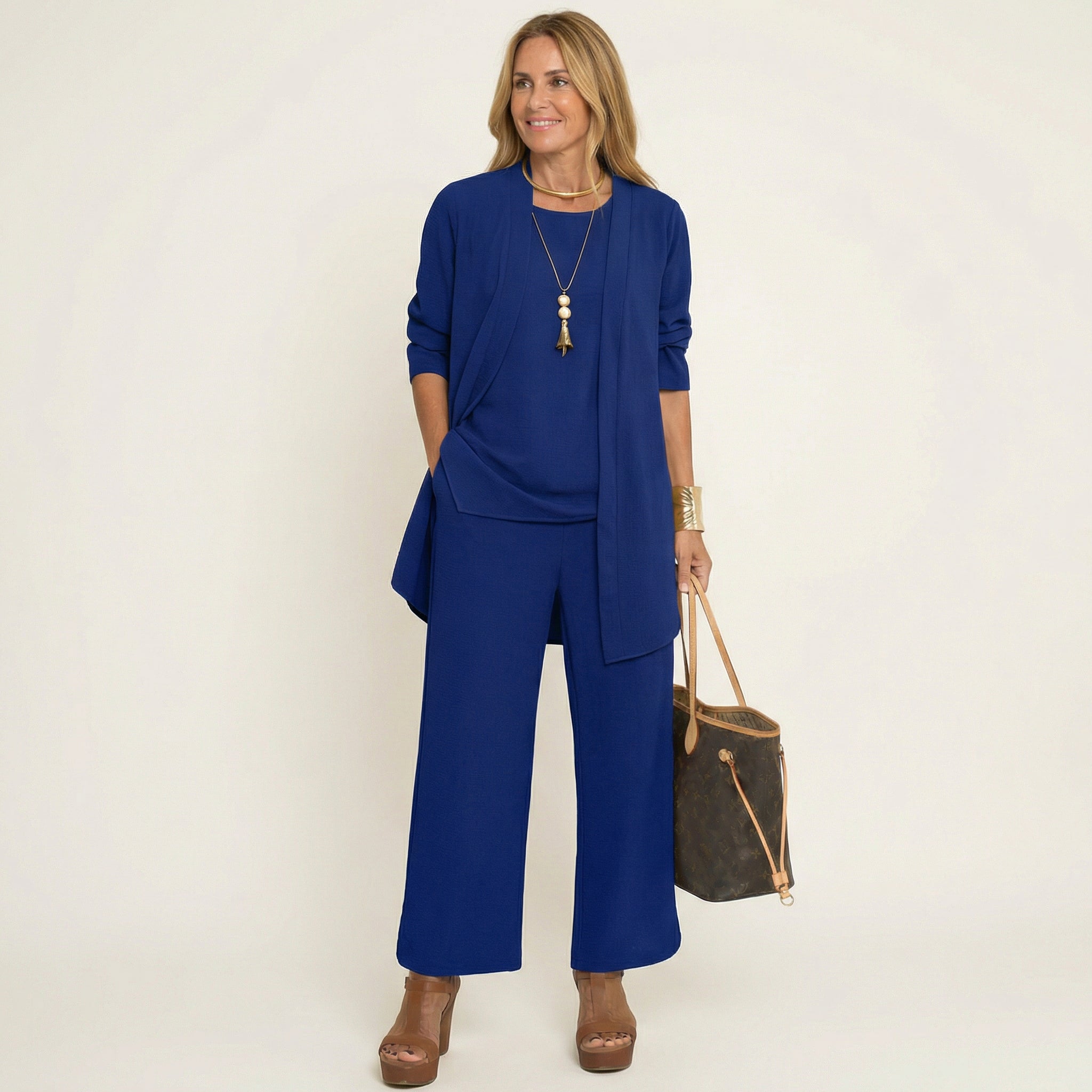 Marijne driedelige set met vest, top en wijde broek