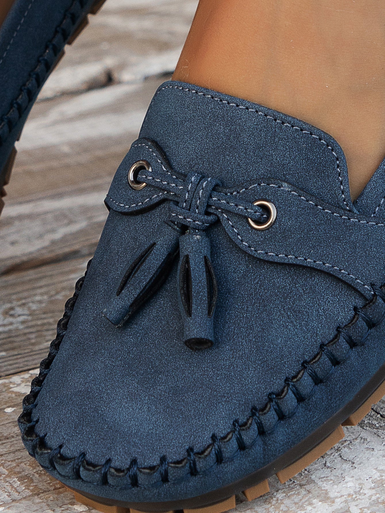 Ingrid vintage loafers detail