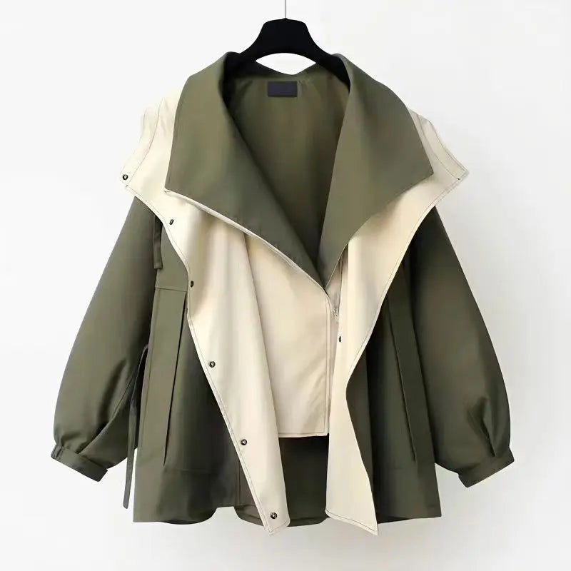 Xiandra | Oversized jas met capuchon en contrastkraag